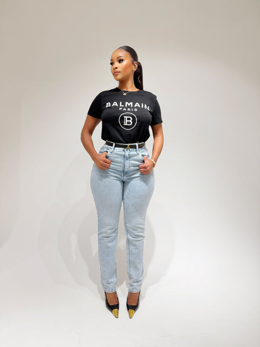 Blue high-rise blue jeans